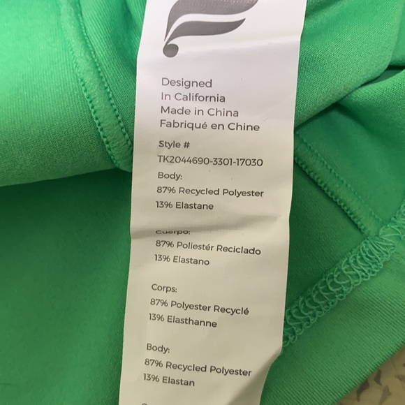 Fabletics Racerback Tank NWT - Picture 6 of 7